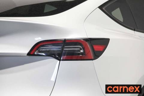 2025 Tesla Model Y: A Guide to Buying a Tesla in Canada | Carnex Blog
